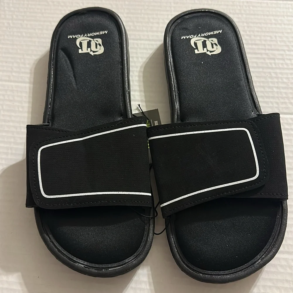 OT Revolution Memory Foam Slides/Sandals Size Medium 9/10